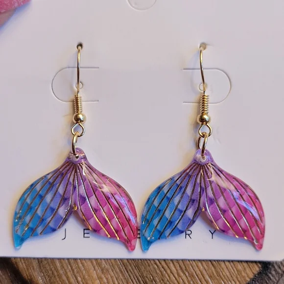 Mermaid Tail Dangle Earrings, gold tone, light weight - Picture 2 of 4